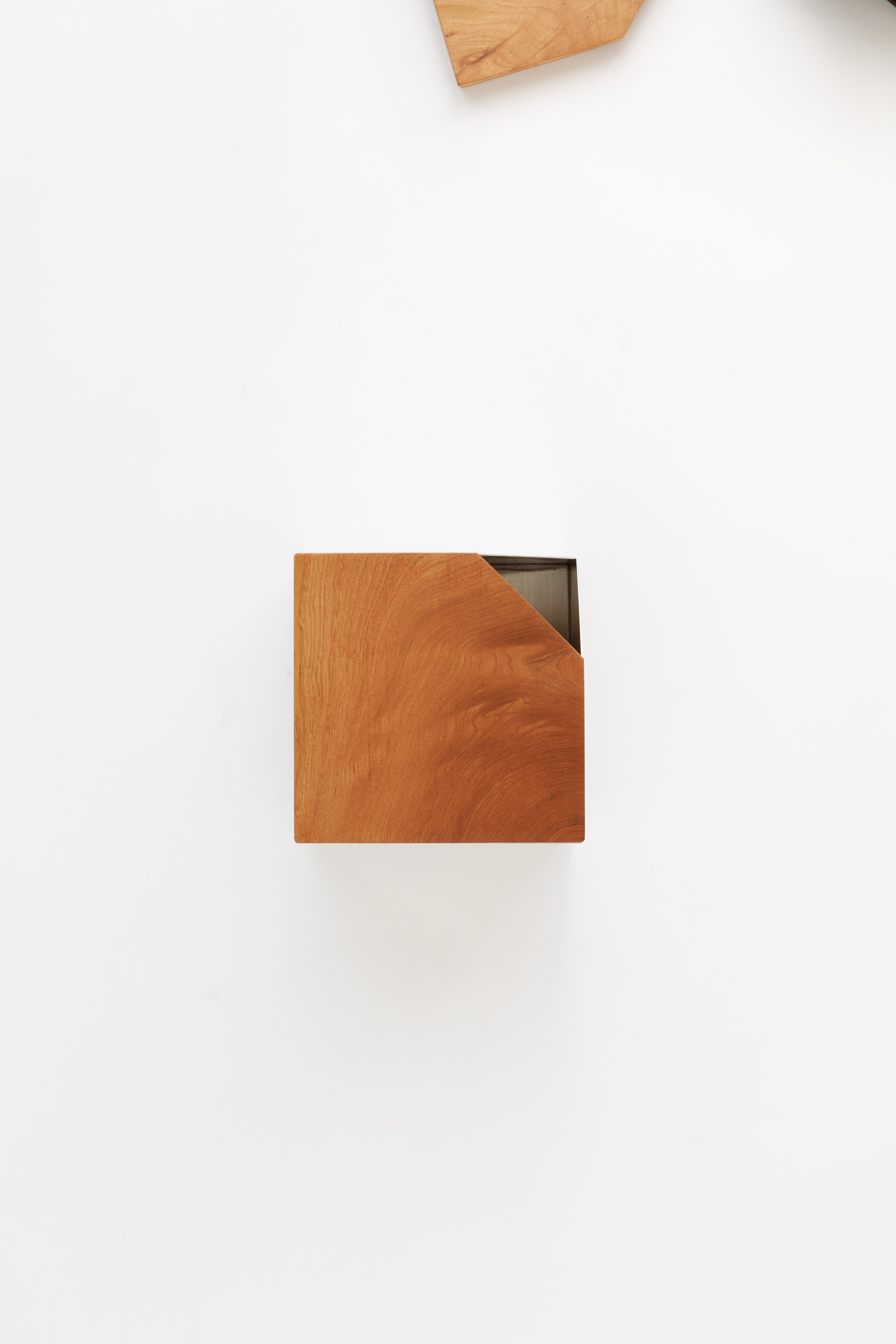 SAEZURI ティッシュボックス